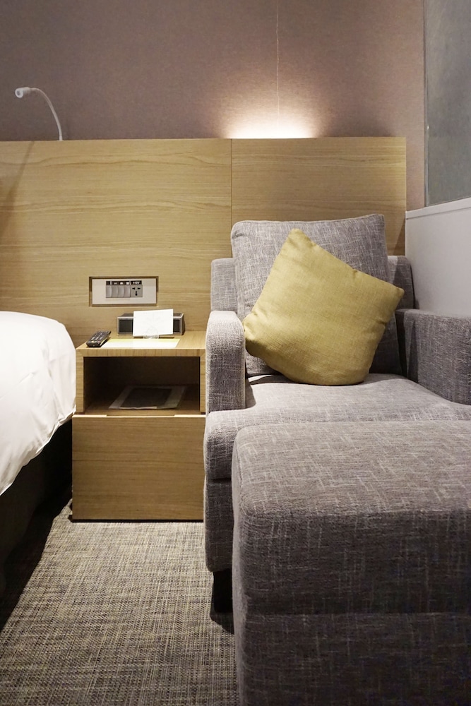 Royal Inn Taipei Linsen Huashan 1914 Creative Park 12/58