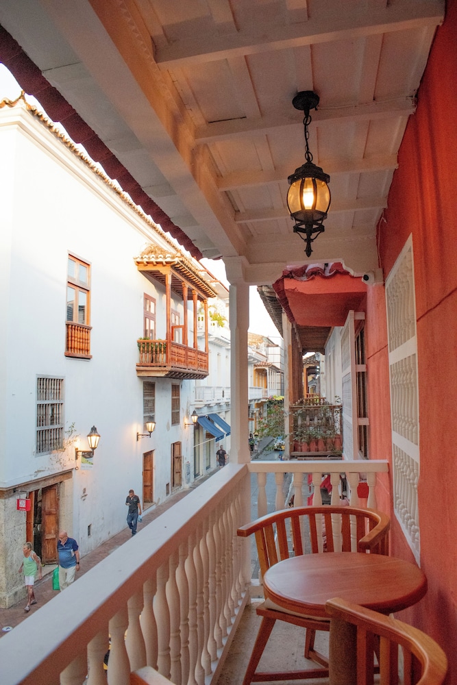 Casa Noa Colonial Rooms 38/48