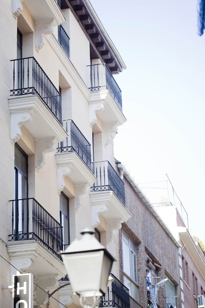Hostal Ballesta 6/69