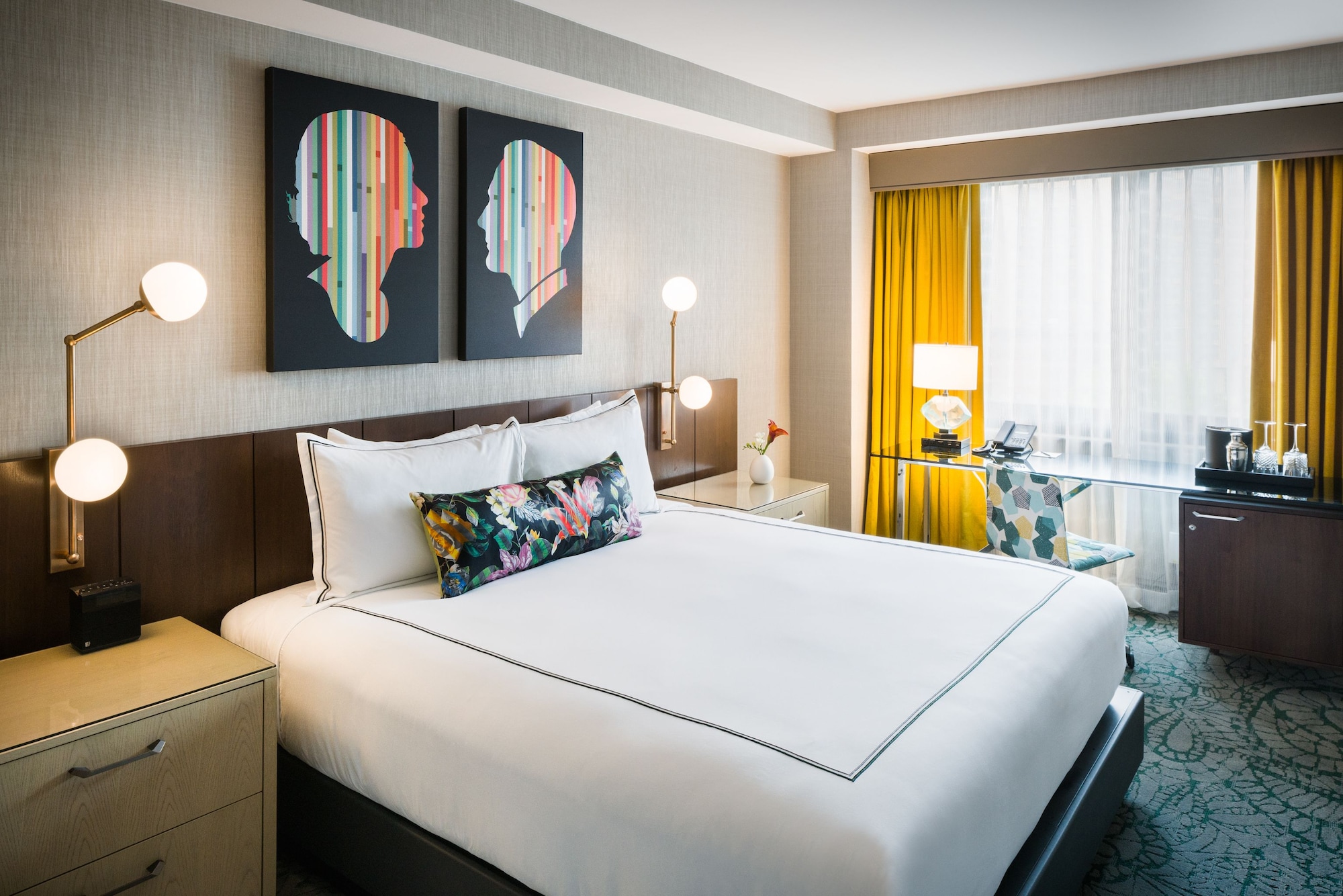 ROOM, KING BED, ACCESSIBLE