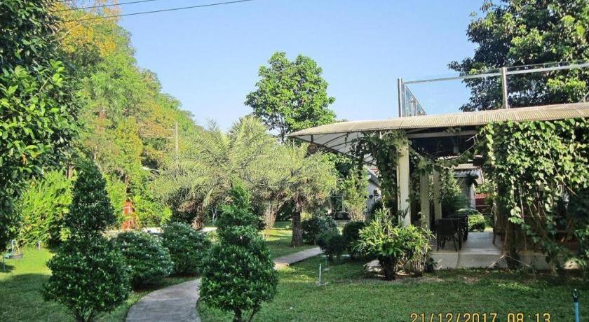 V Valley Resort 42/55