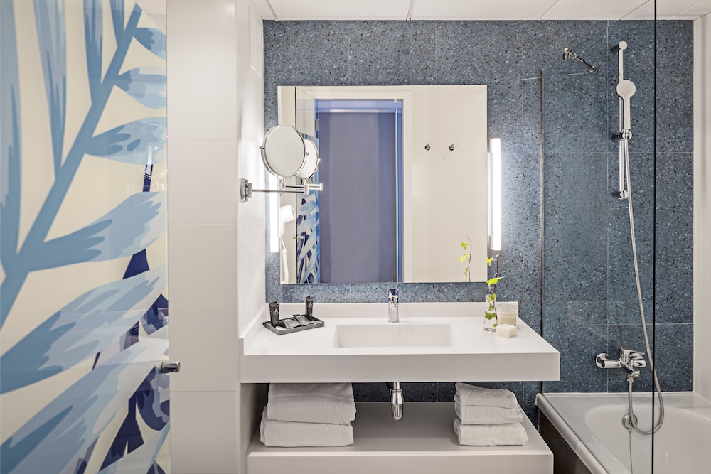 Aqua Hotel Onabrava 33/71