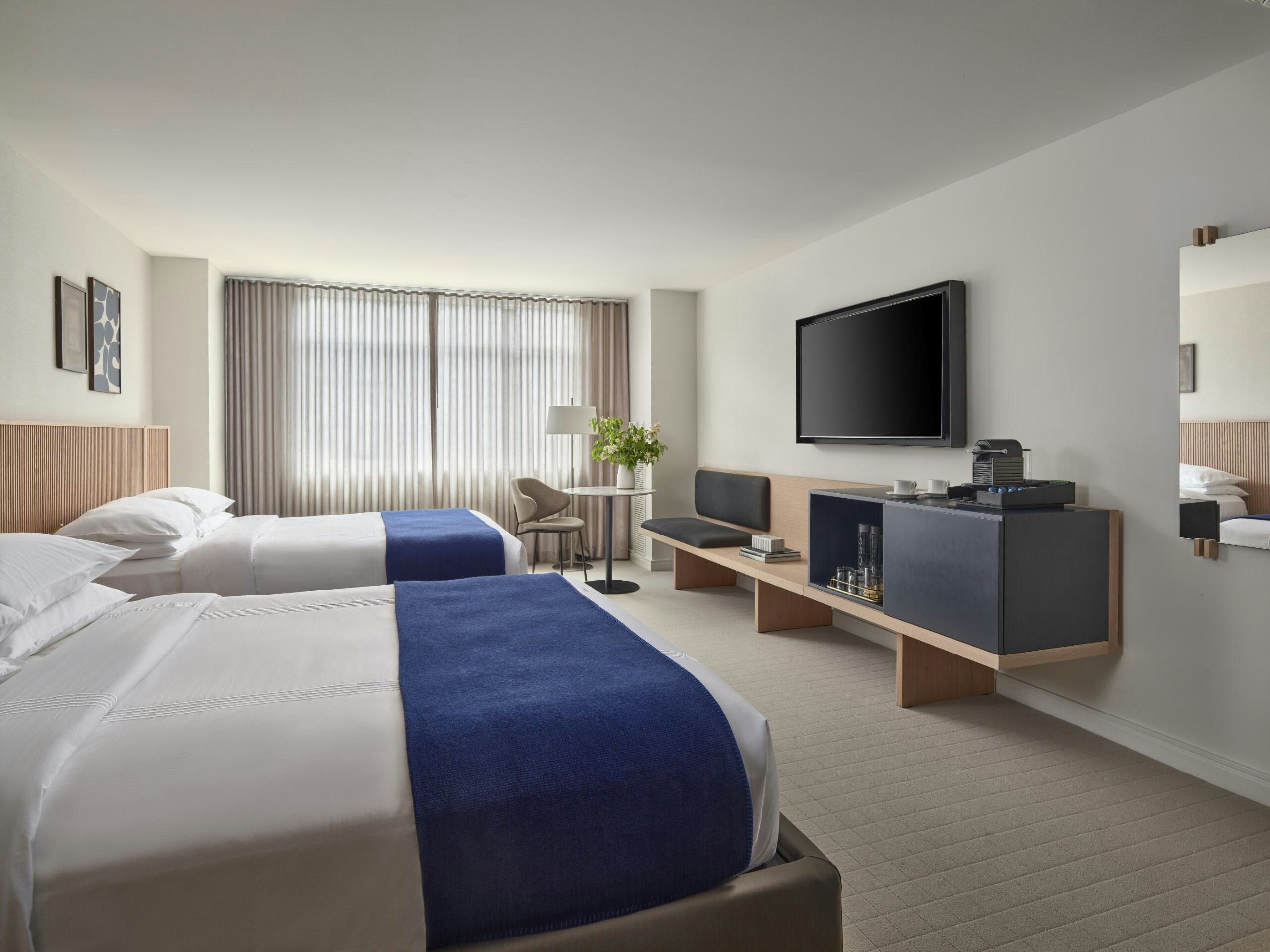 PREMIUM, 2 QUEEN BEDS