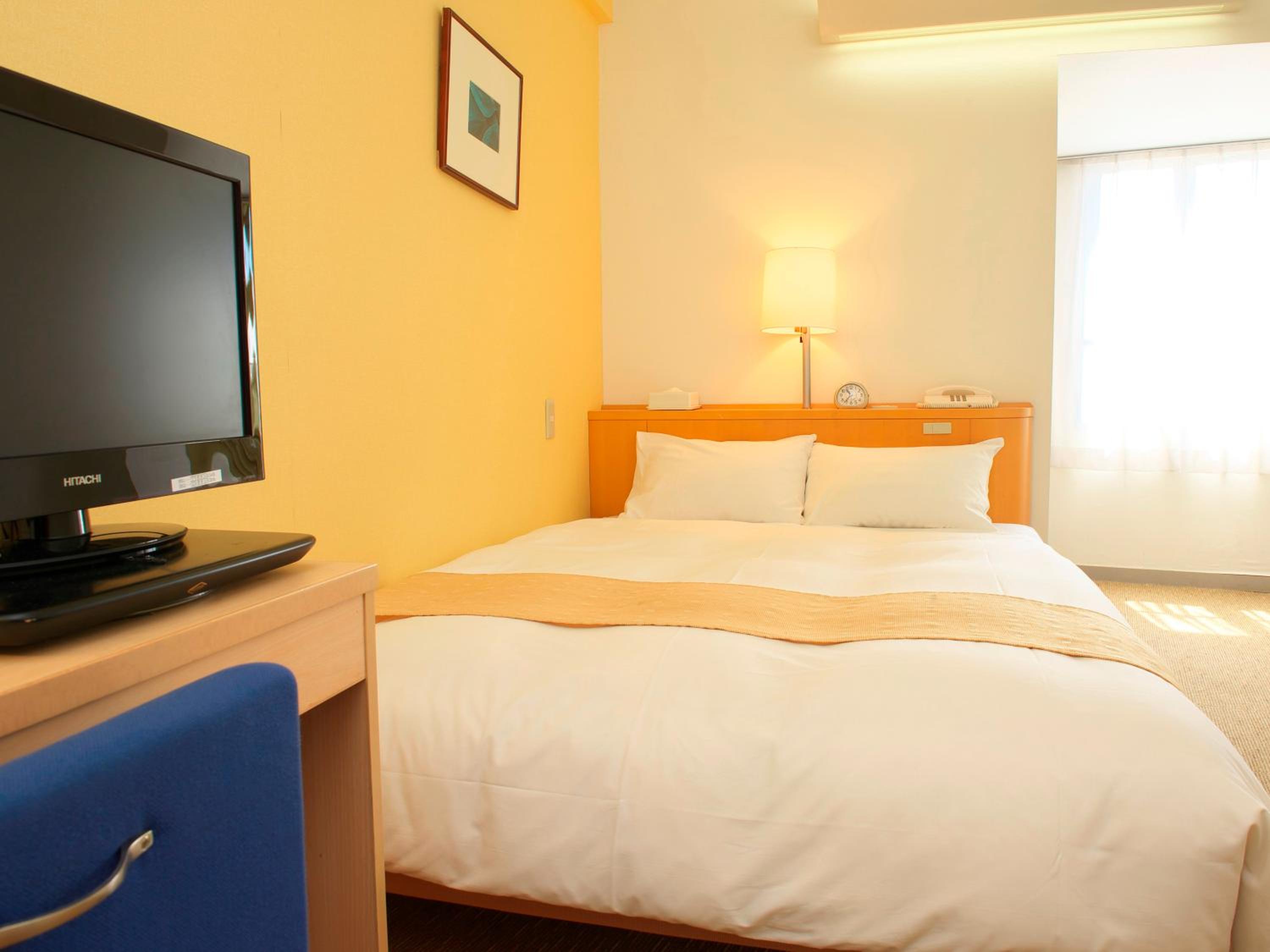 Semi Room, Economy, Semi Double Bed