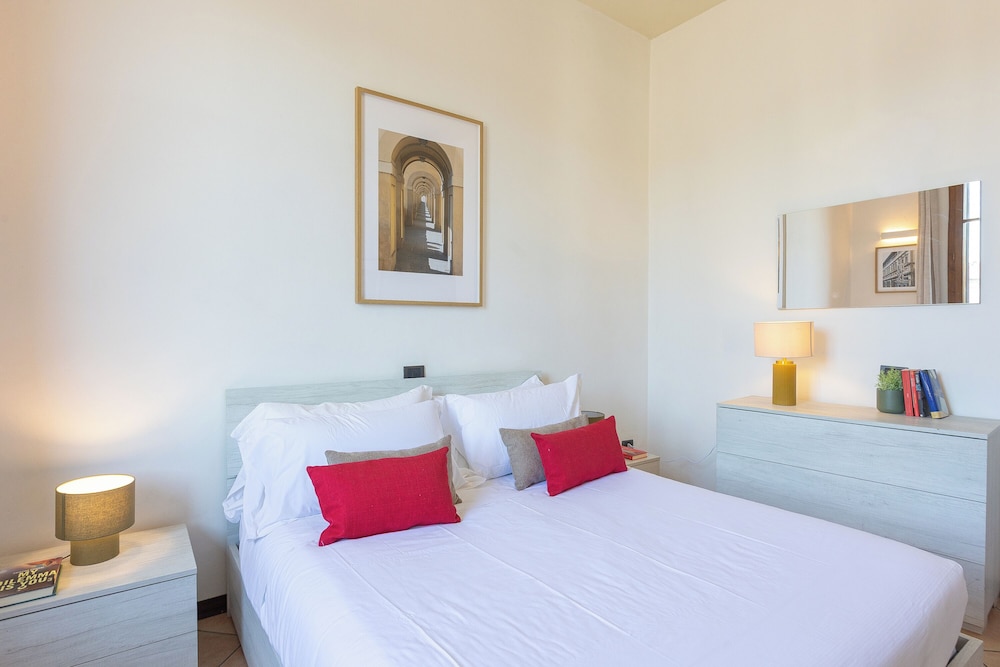 Rental In Rome Rosselli Palace Apartment 5 22/49