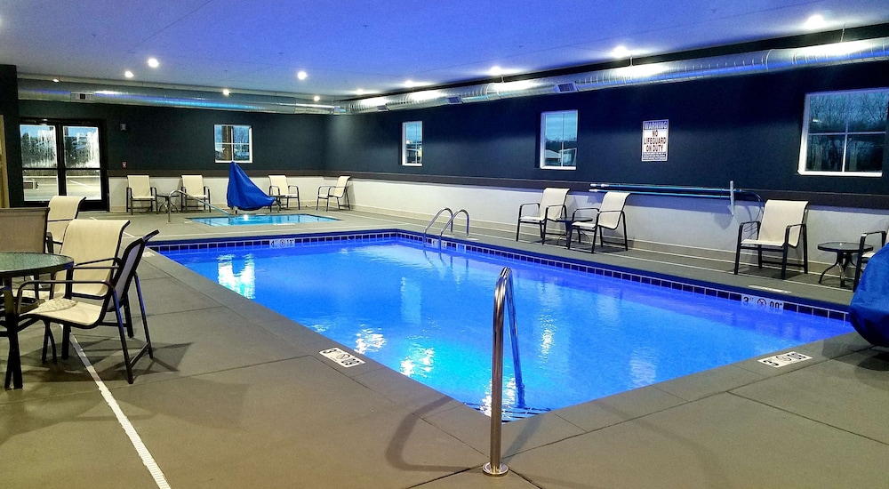Best Western Plus Wayland Hotel 5/32