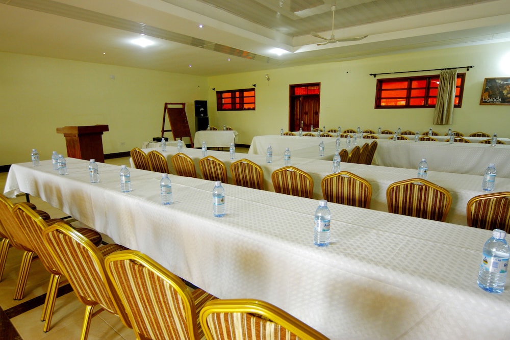 Kalya Courts Hotel 39/50