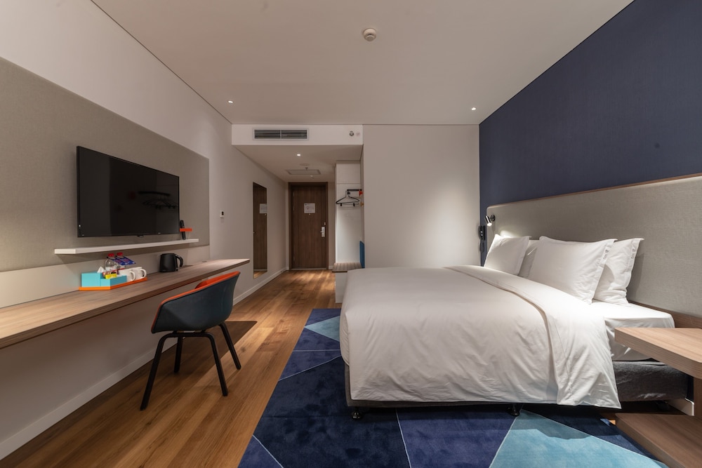 Holiday Inn Express Linyi North New District 13/47