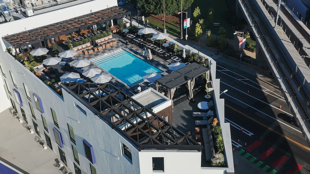 The Shay a Destination by Hyatt 4/50