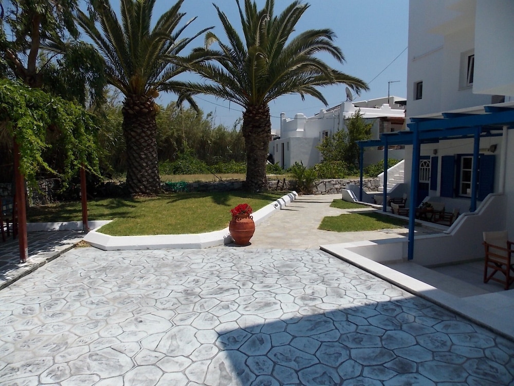 Stella Naxos Island 34/50