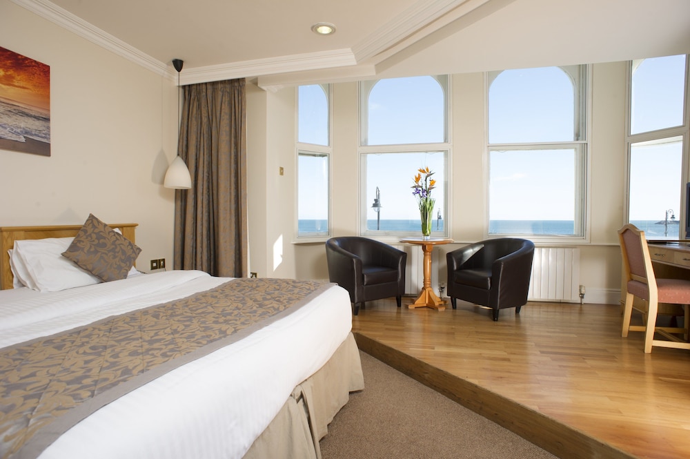 Sefton Hotel 12/50