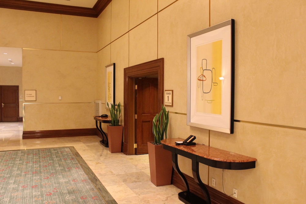 Luxury Suites International At The Signature 13/71