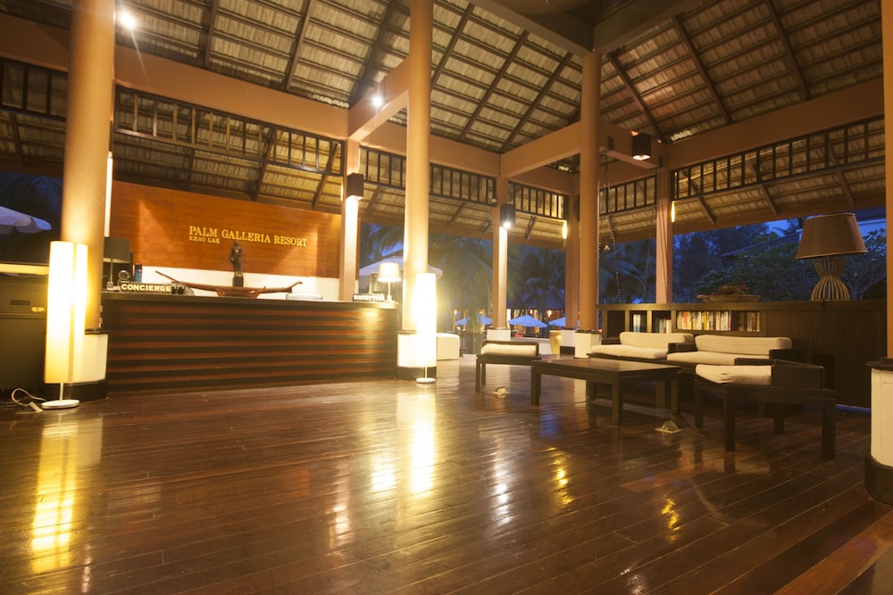 Palm Galleria Resort 9/71