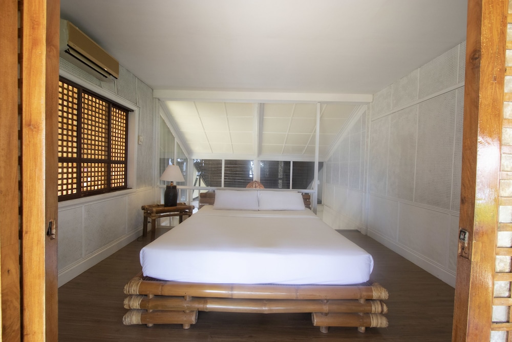 Ananyana Beach Resort 14/70