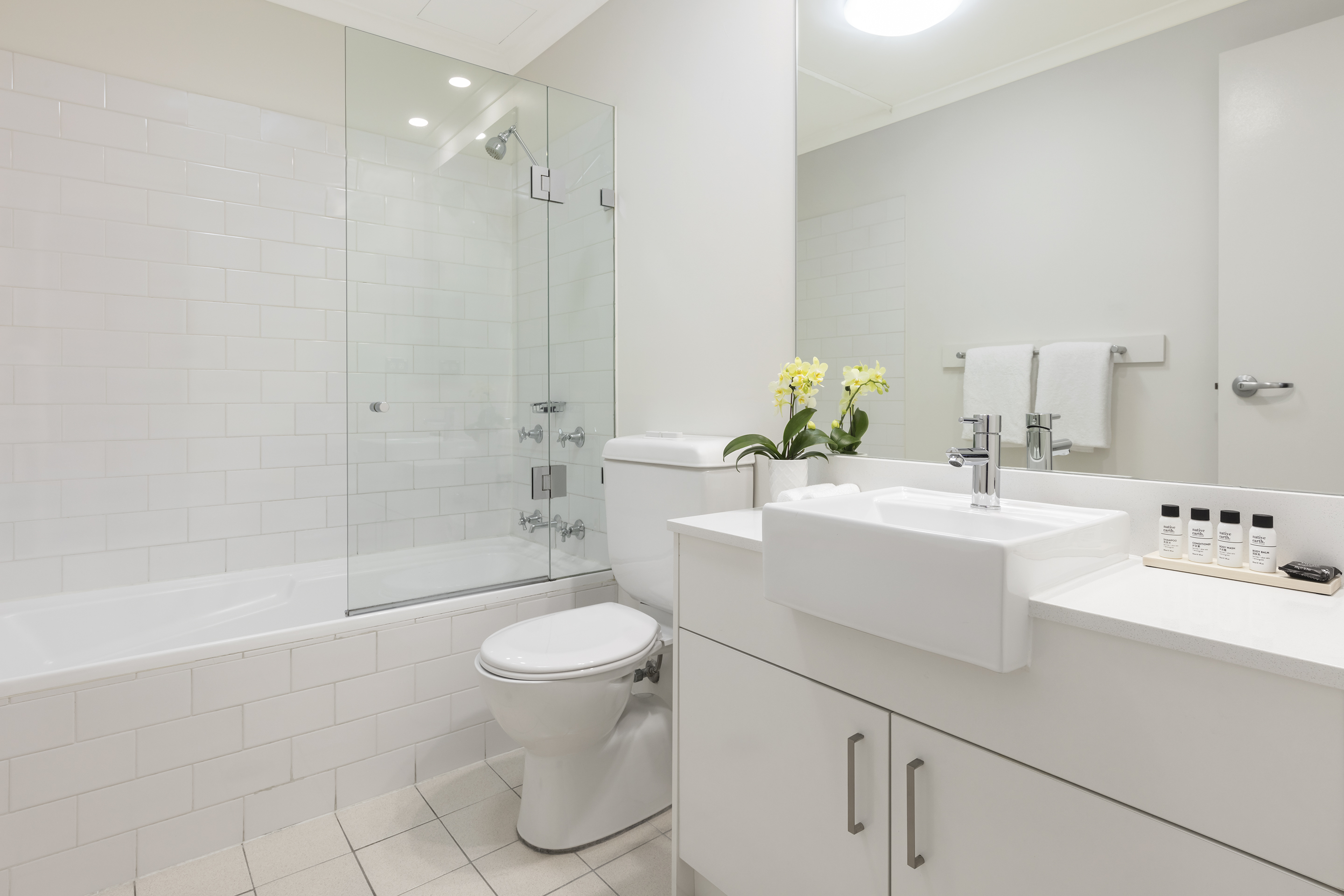 2 Bedrooms, Apartment, City Skyline View، Oaks Sydney Goldsbrough Suites 5/8