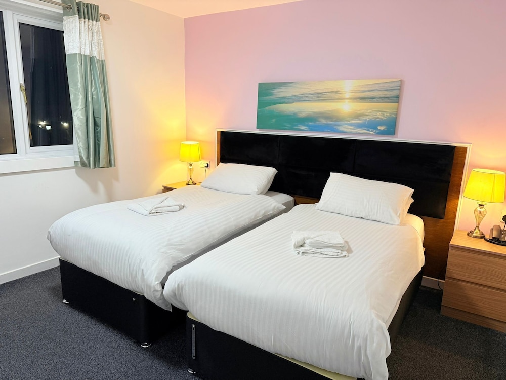 غرفة قياسية بسريرين منفصلين، The County Hotel 2/4