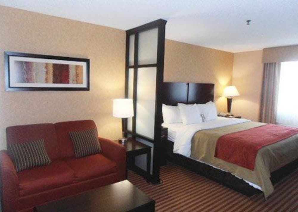 Quality Inn Dunkirk NY 2/36