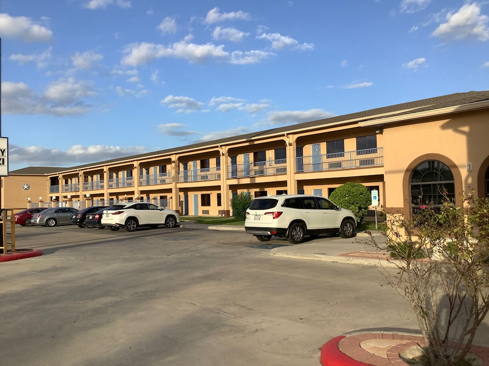 Texas Inn - Weslaco/Mercedes 51/57