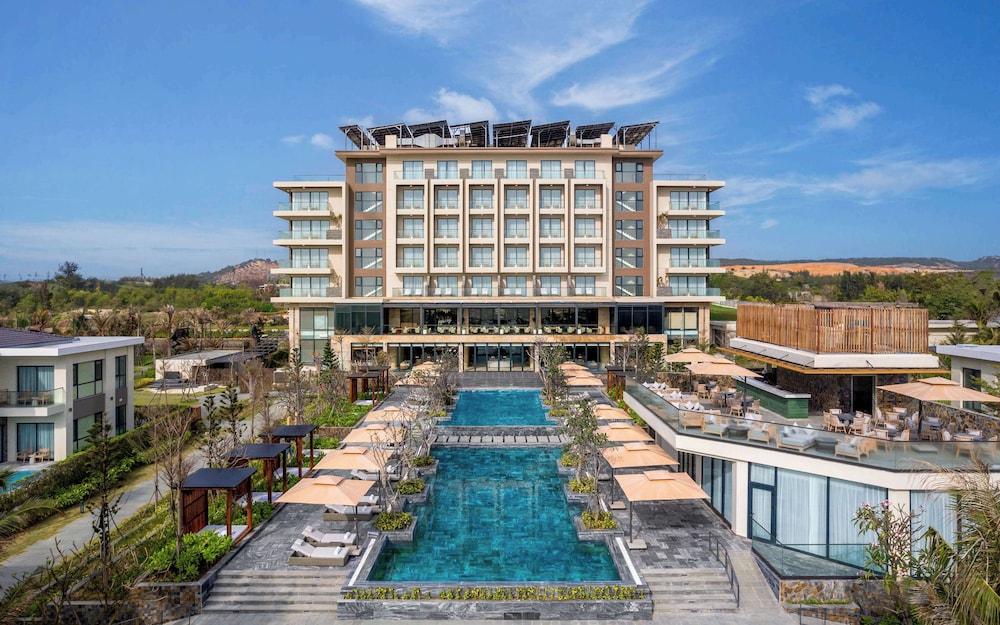 Radisson Resort Mui Ne 5/50