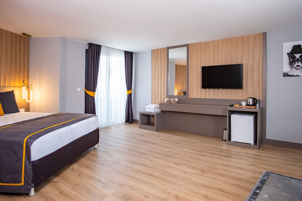 Saint Star Kemer - Adult Only 28/50