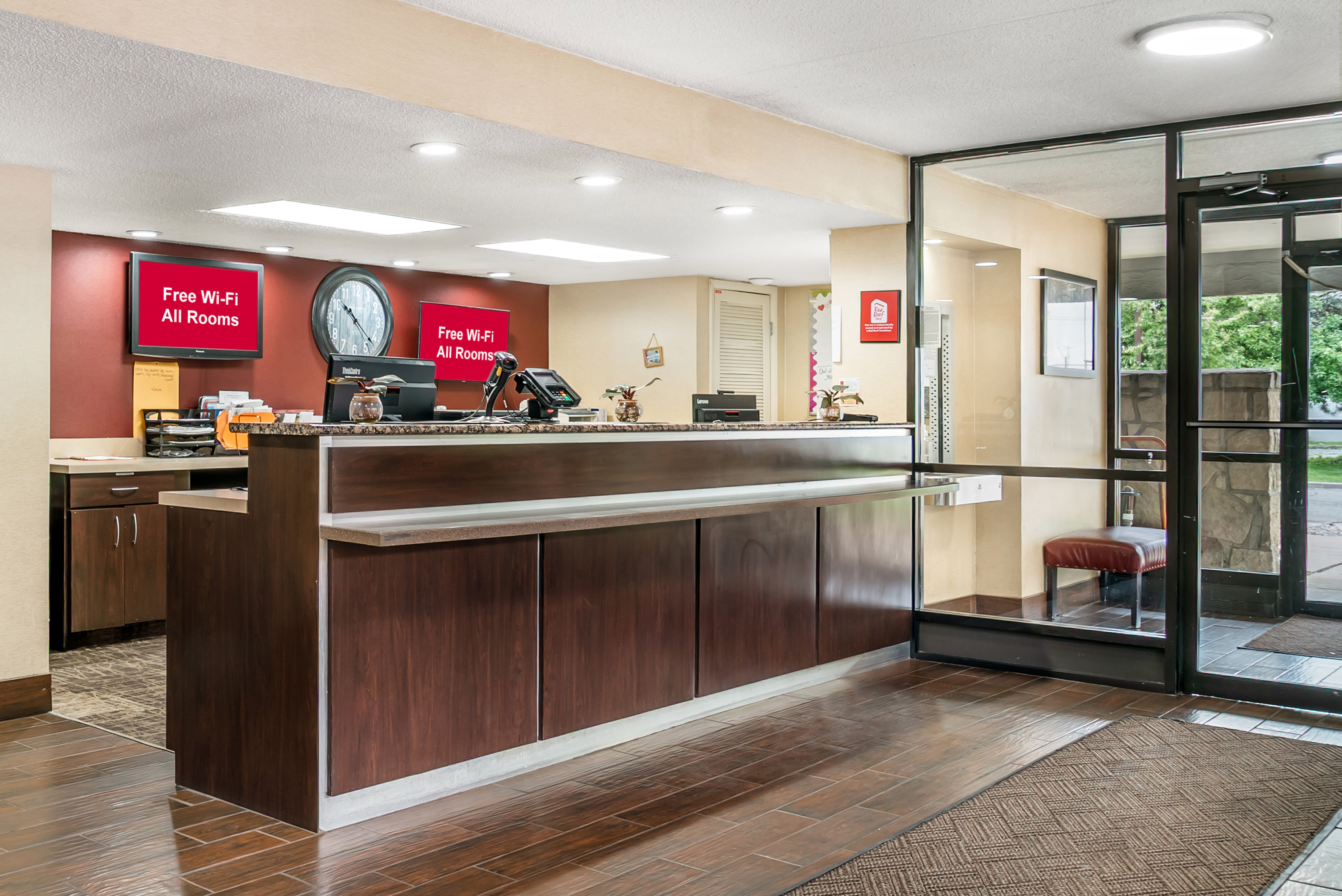 Red Roof Inn Detroit Metro Airport - Taylor 10/29