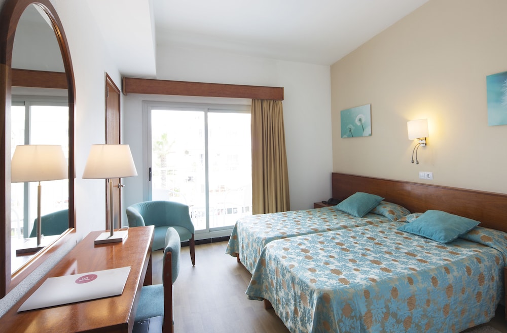JS Miramar hotel 16/70