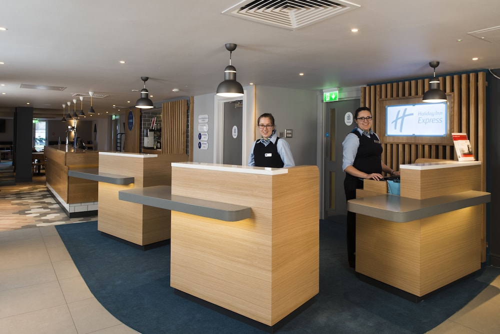 Holiday Inn Express Edinburgh - Leith Waterfront, an IHG Hotel 6/52