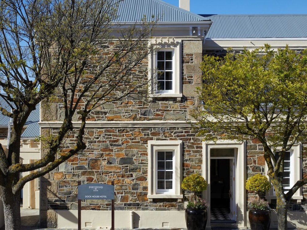 Dock House Boutique Hotel 2/49