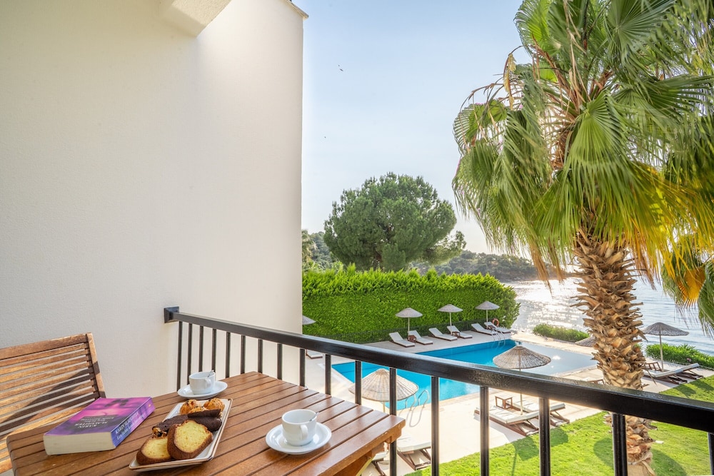 Med Inn Boutique Hotel 40/56