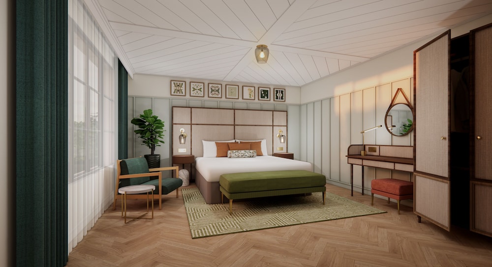 Courtyard, Spa, Queen Bed