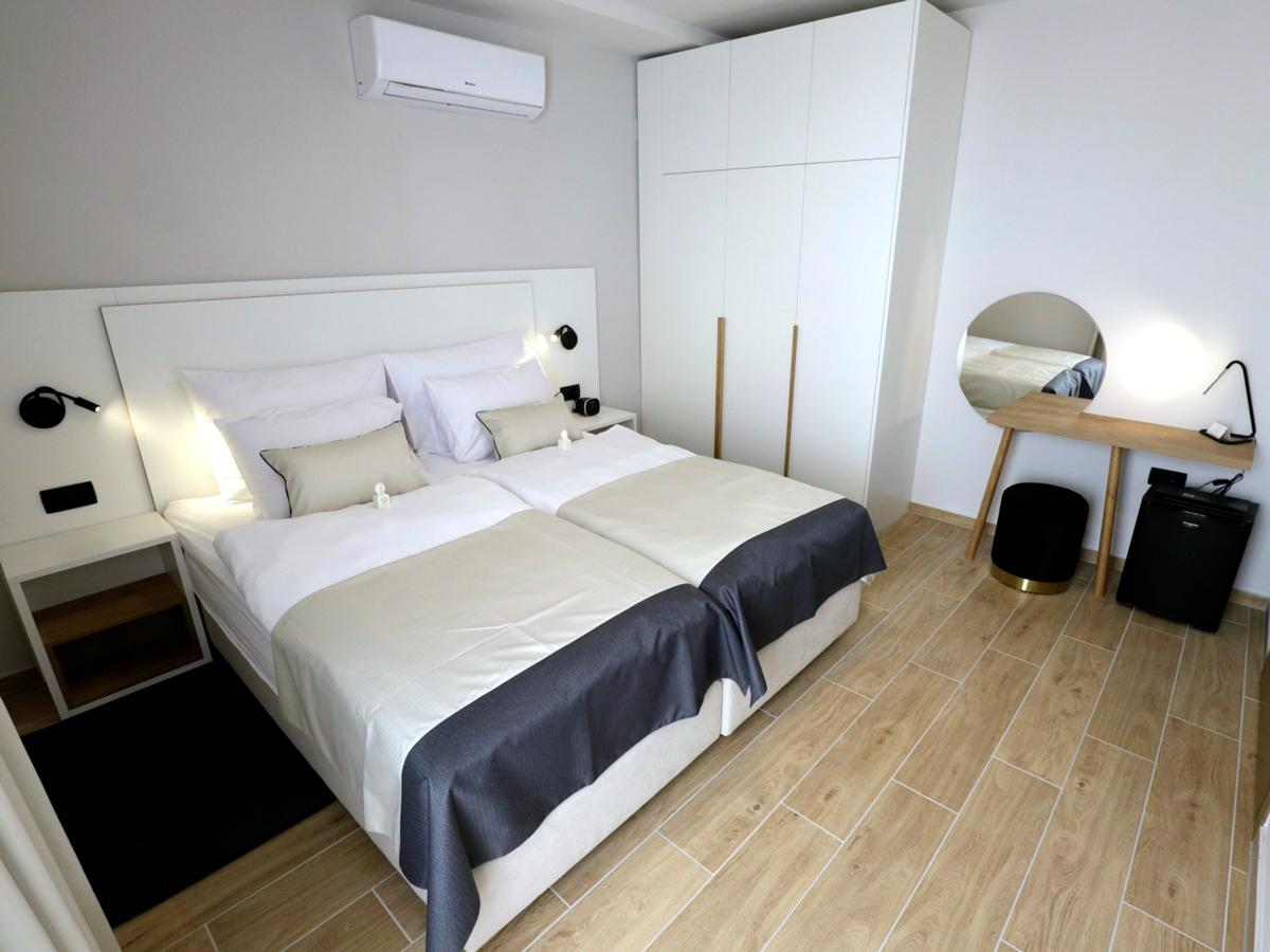 2 Bedrooms, Apartment, Sea Side, Balcony