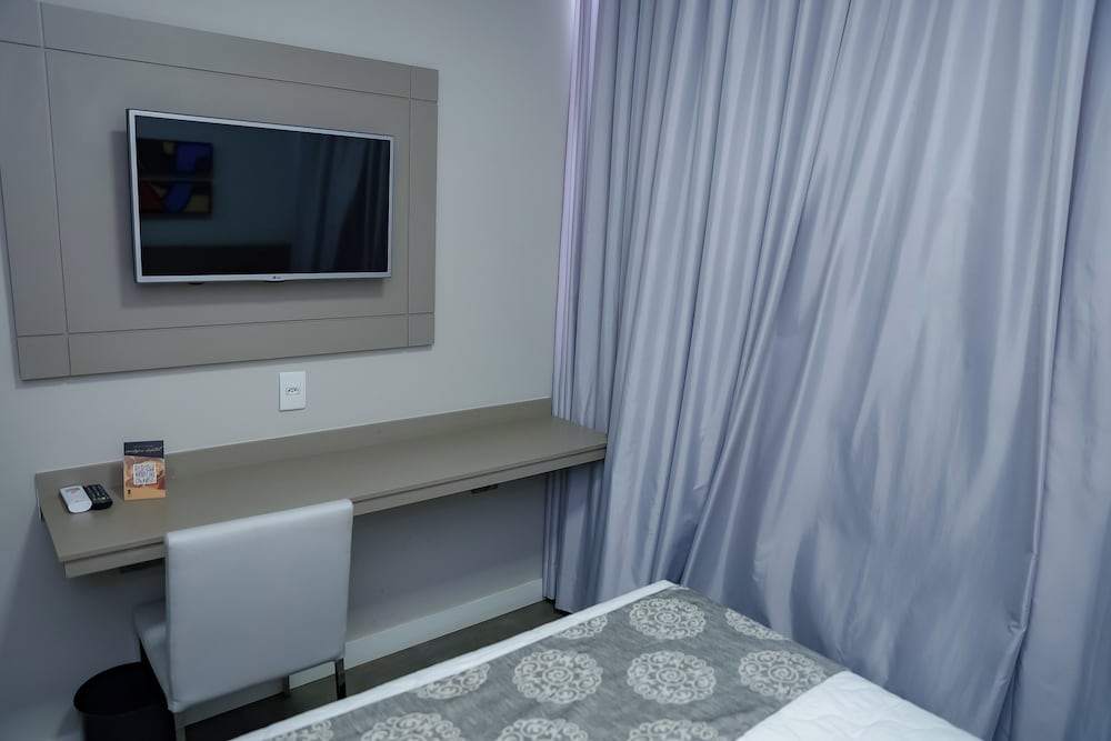Verona Tower Hotel 6/50