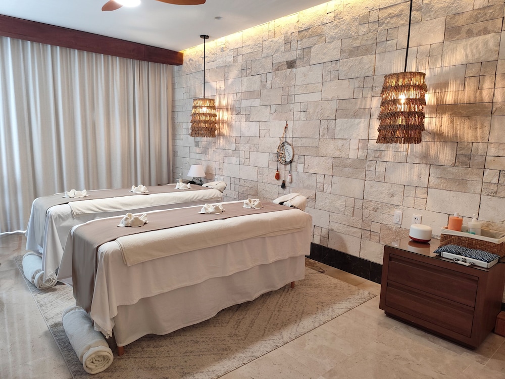 Hotel Mundo Maya Calakmul 25/50