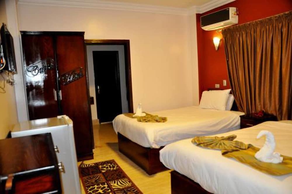 My Cairo Hotel 49/50