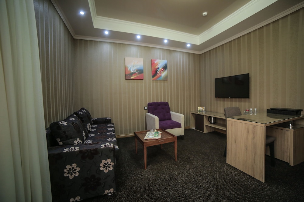 Onyx Hotel 39/58