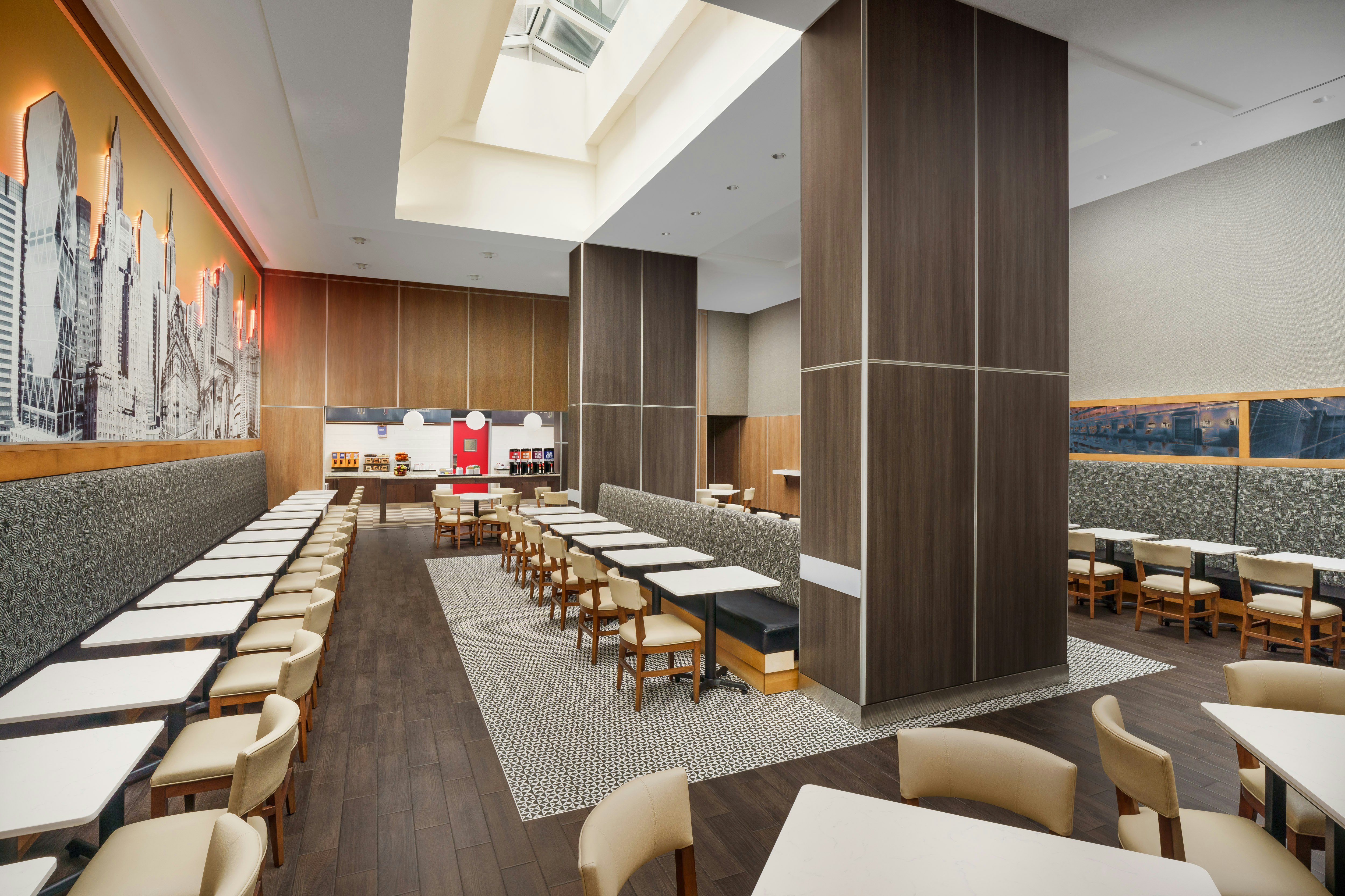 Hampton Inn Manhattan Times Square Central 27/43
