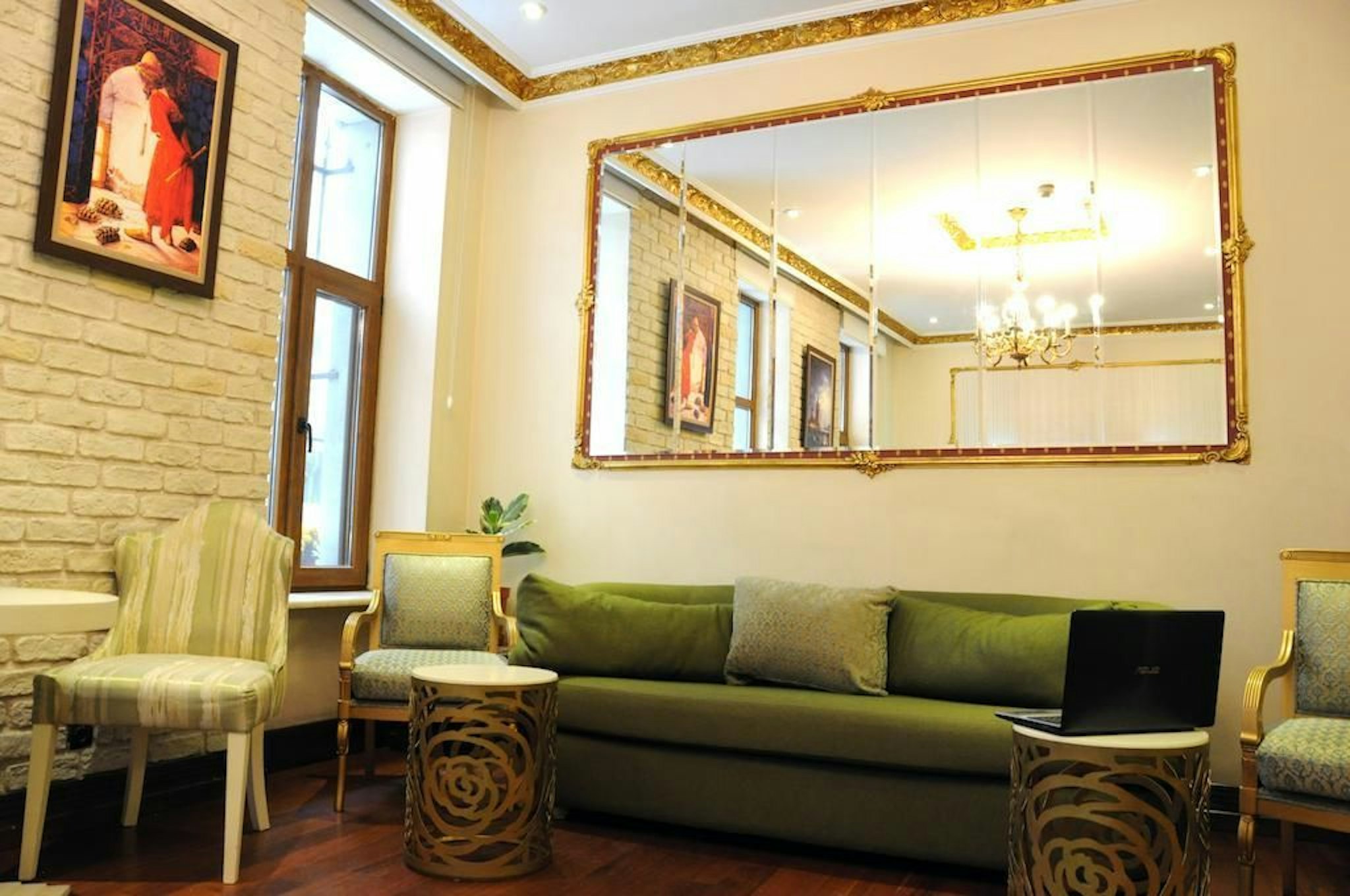 Nil Hotel 49/61