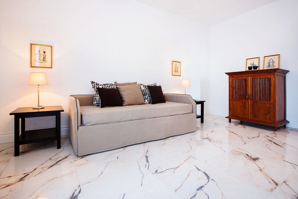 Palazzo Murrano 7/74
