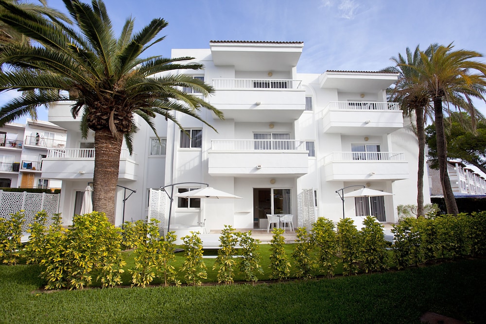 Palm Garden Apartments photo5
