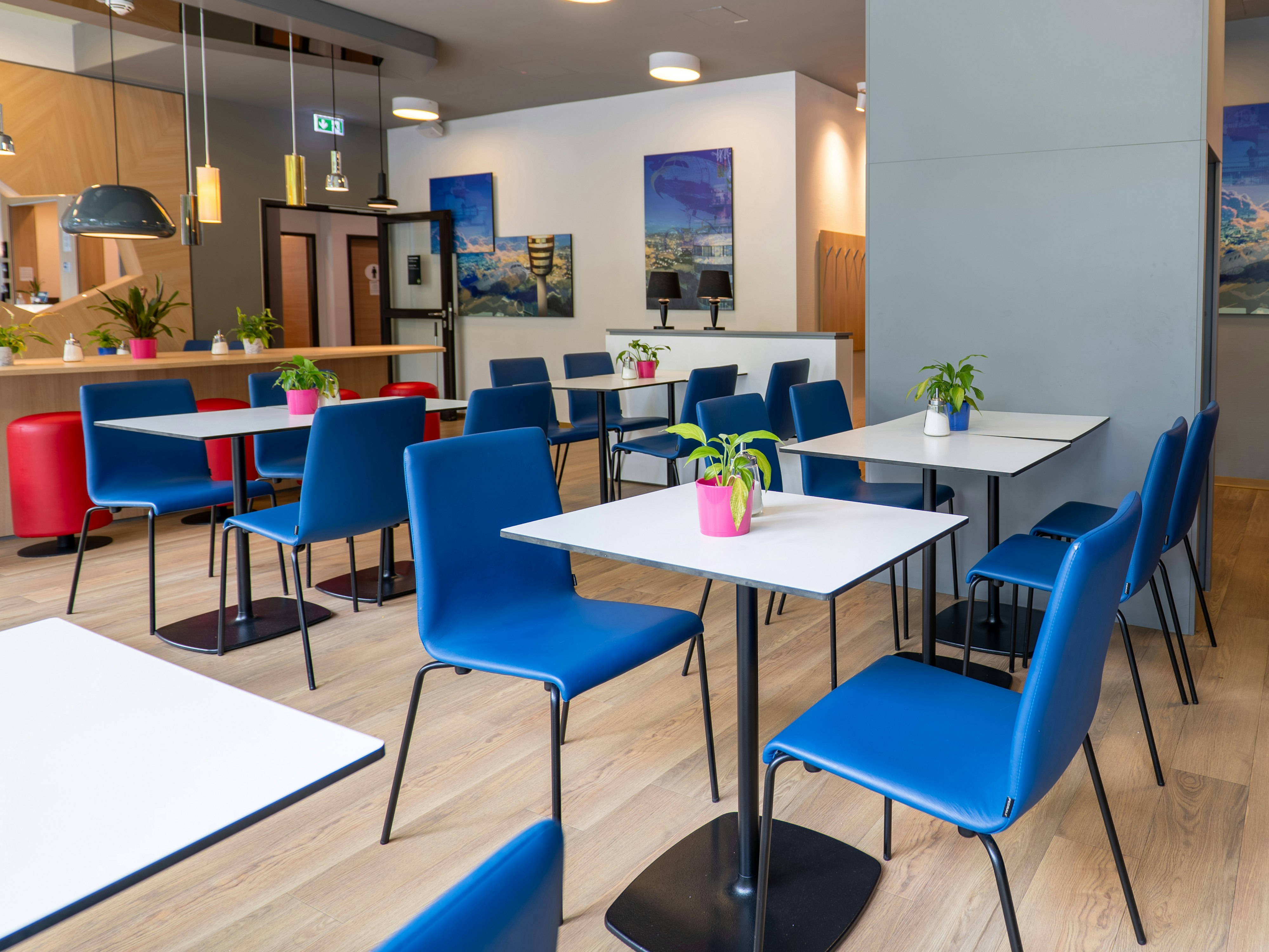 B&B Hotel Stuttgart-Airport/Messe 7/12