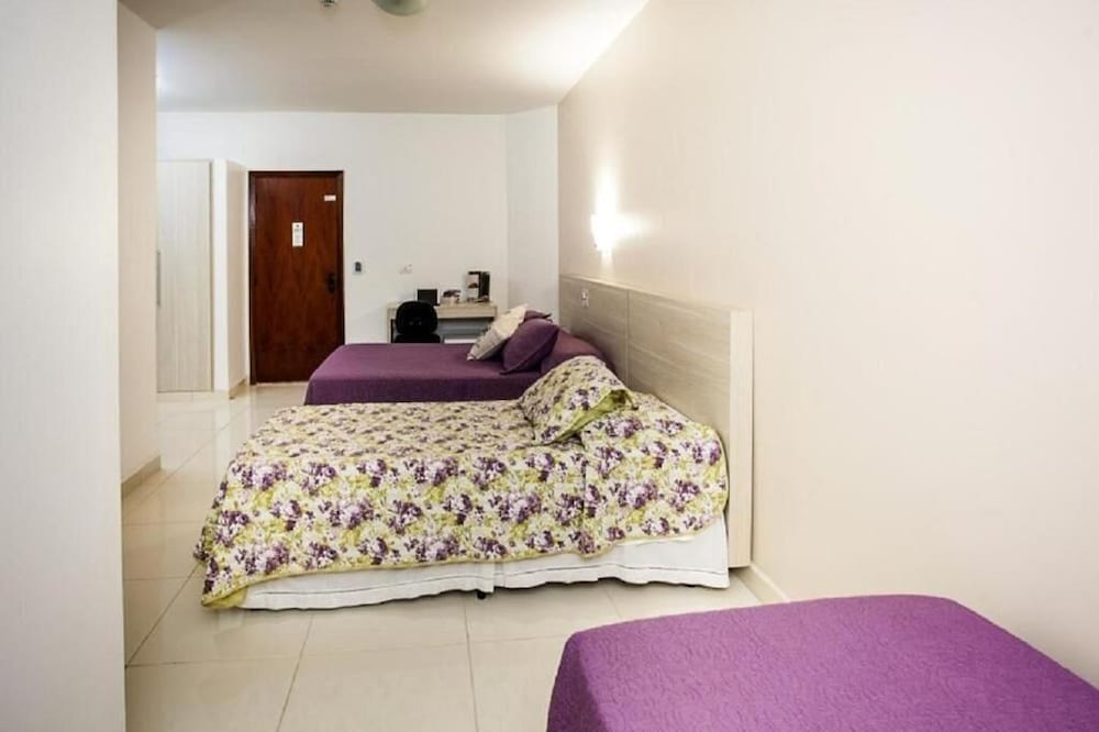 Alves Hotel 23/50