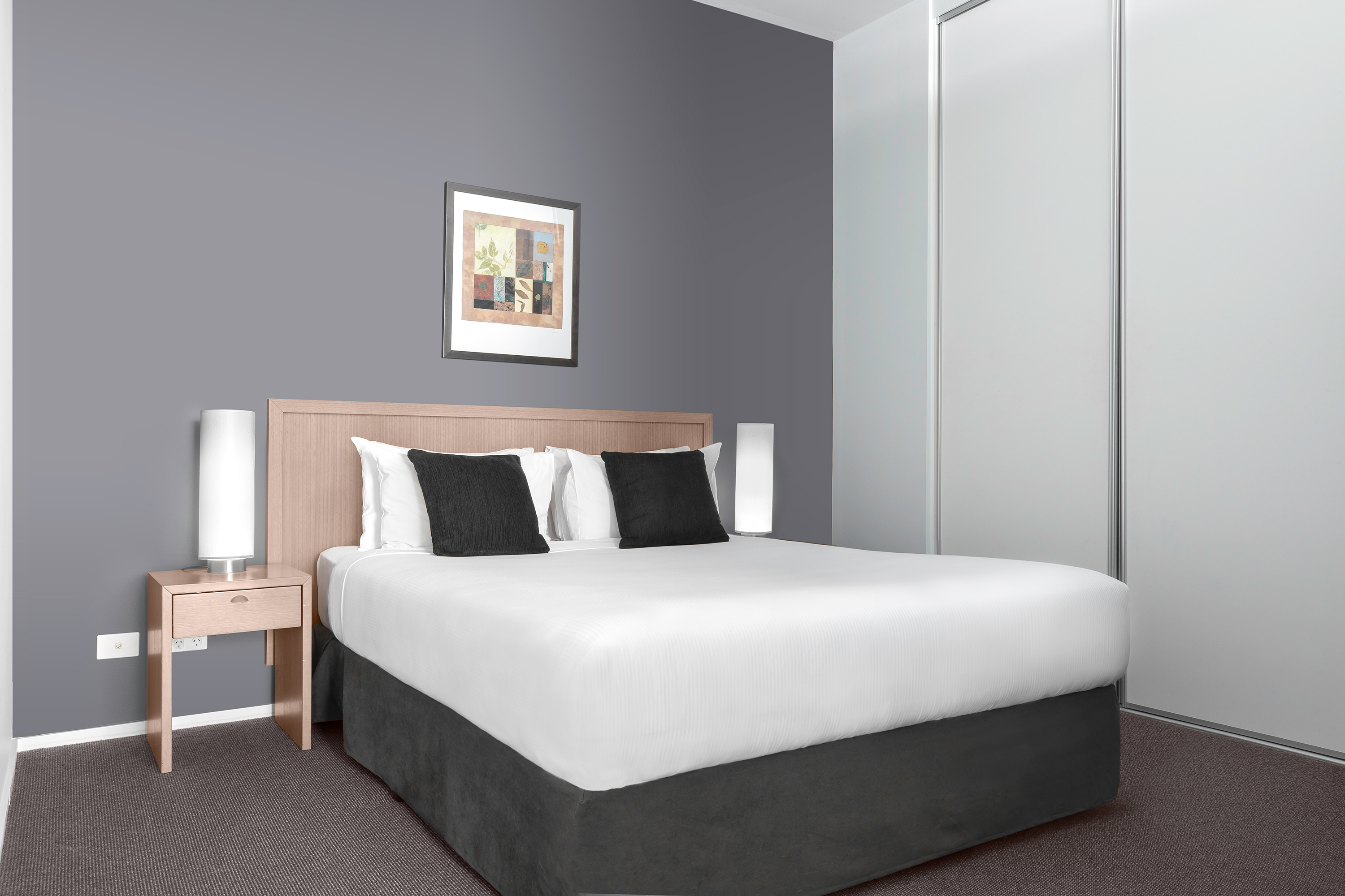 2 Bedrooms, Apartment, Queen Bed