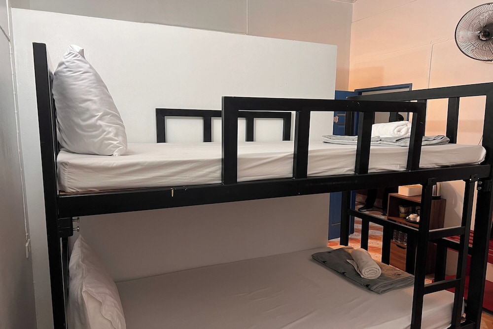 Phuket Old Town Hostel 39/61
