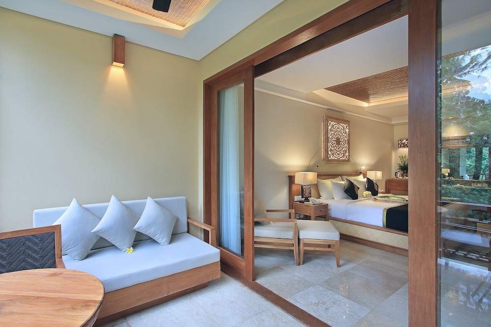 The Sankara Suites & Villas 18/73