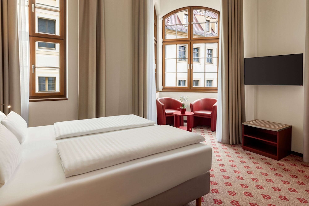 JUNIOR SUITE, DOUBLE BED