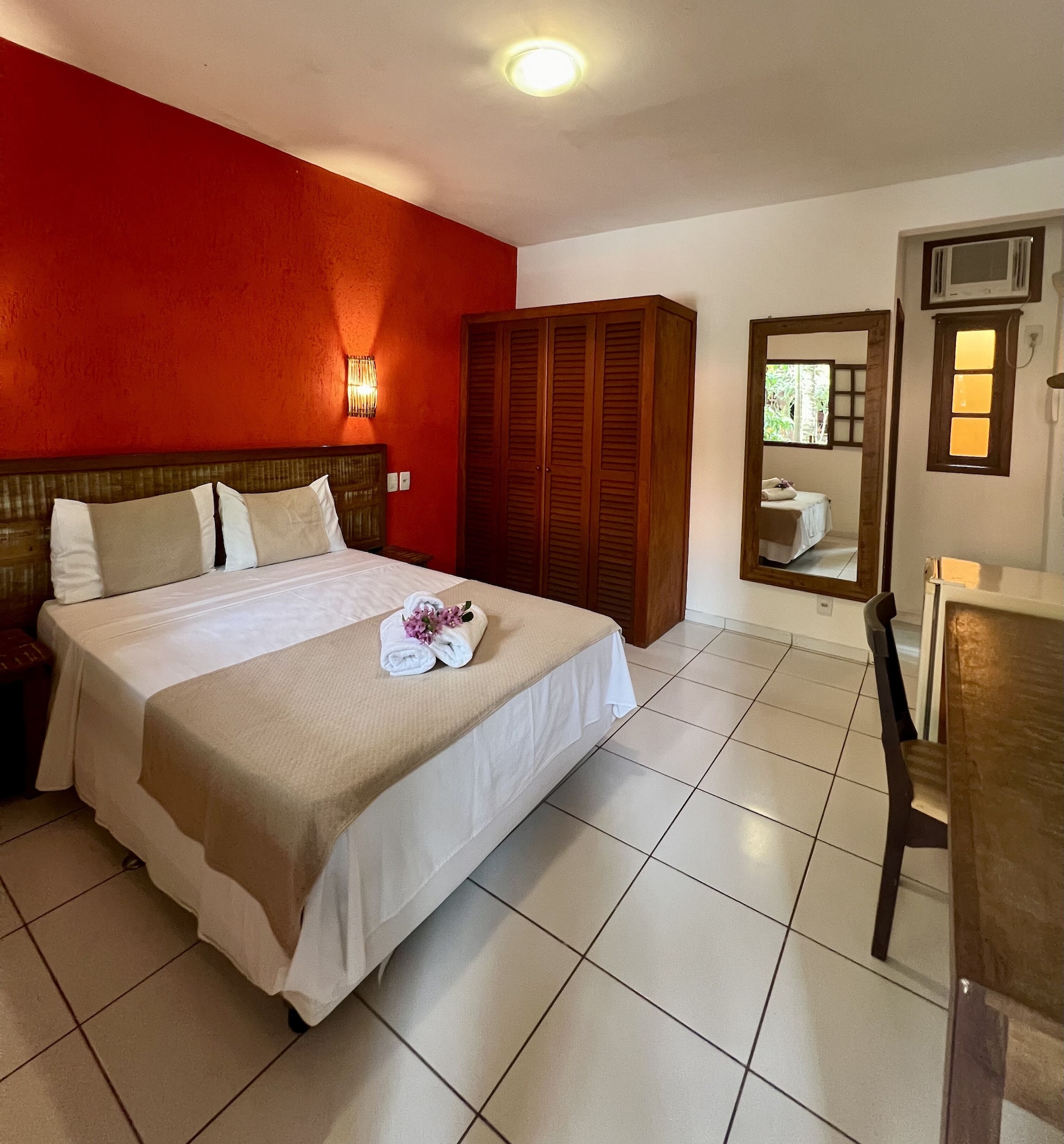 SUPERIOR, DOUBLE BED
