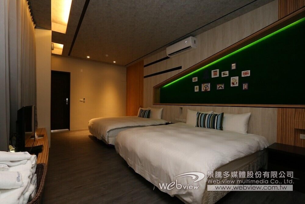 Ruo Shui Hotspring Hotel 25/62