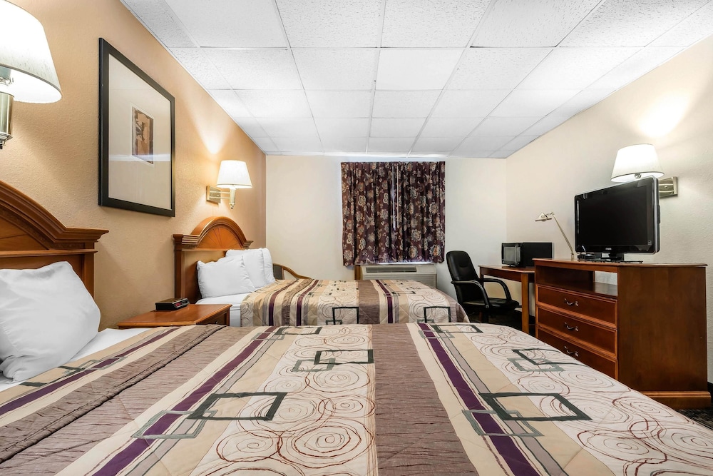 Quality Inn & Suites Binghamton Vestal 10/31