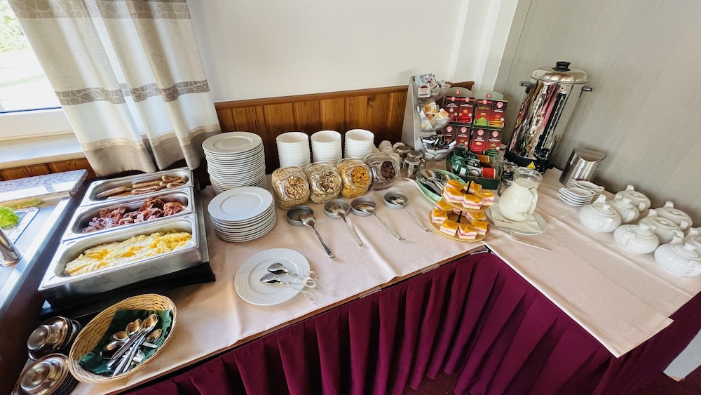 Hotel Schnehagen، فالزروده 29/50