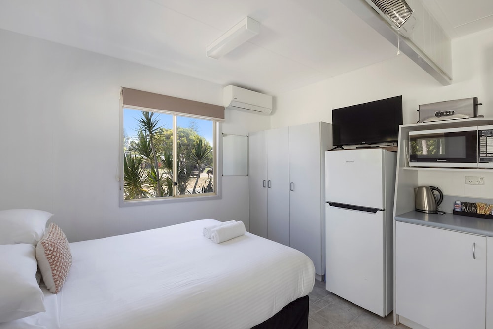 Room at Reflections Holiday Park Forster Beach, FORSTER